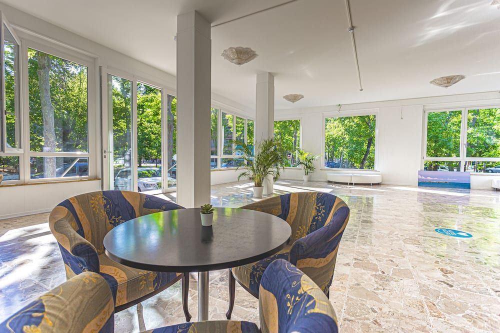 חדר אוכל תמונה