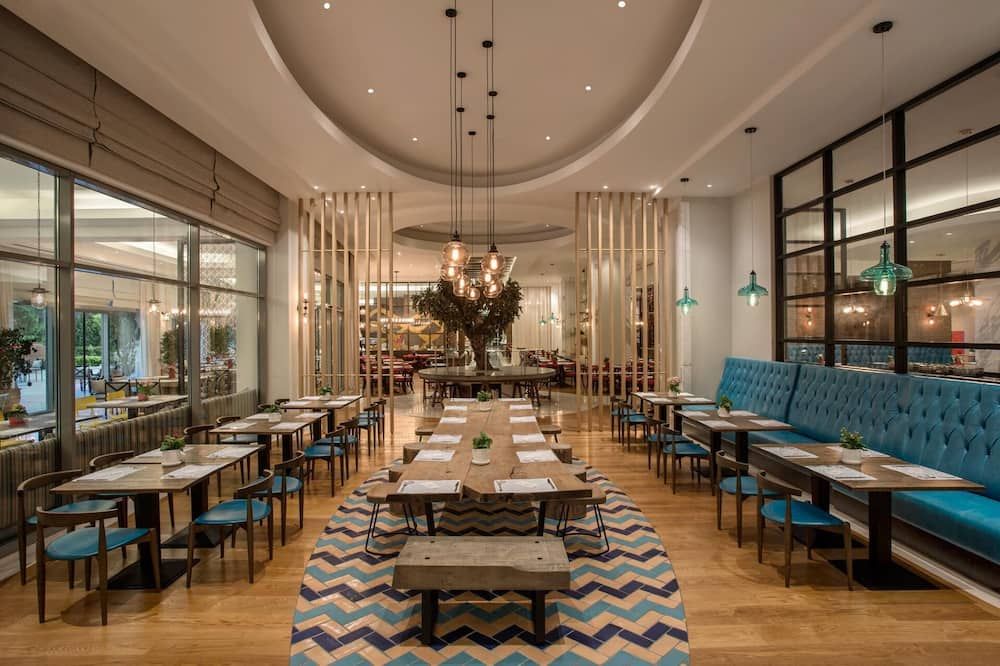 מסעדה תמונה