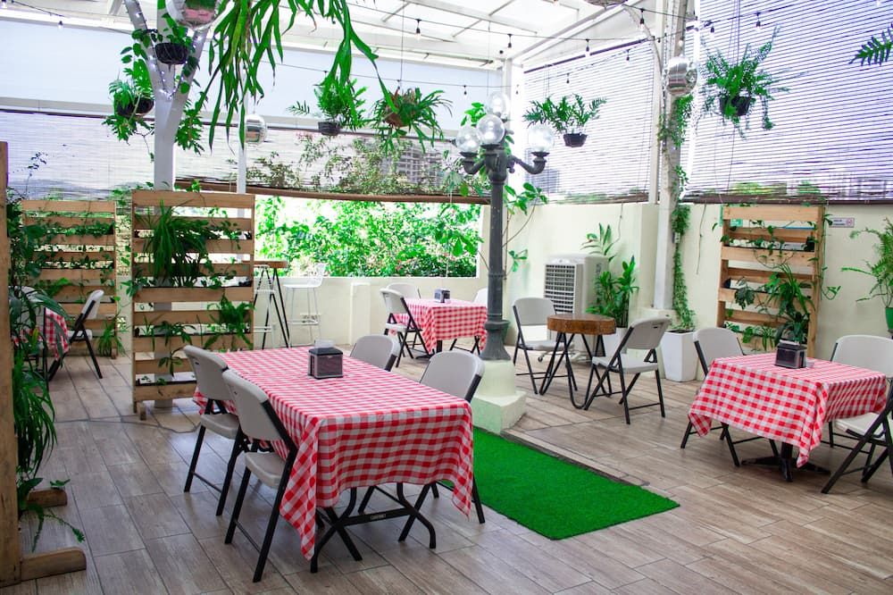 מסעדה תמונה