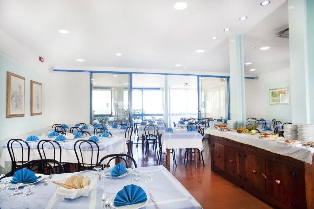 מסעדה תמונה