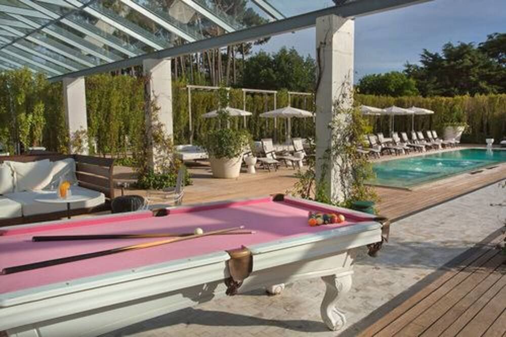 בריכה תמונה