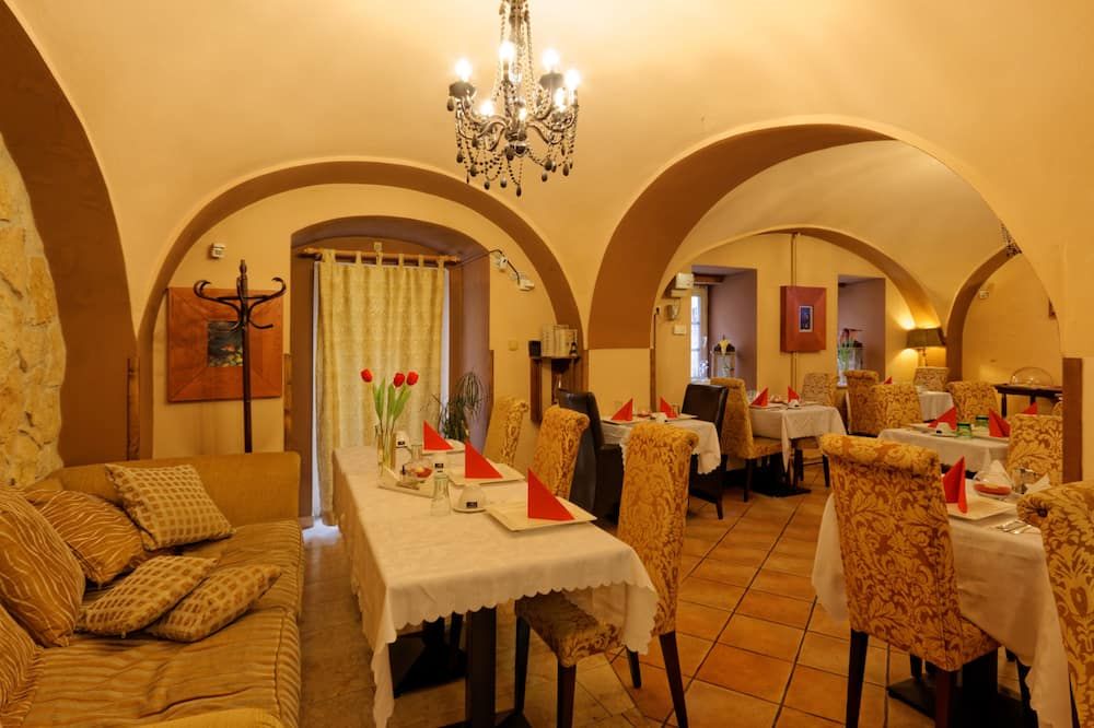 מסעדה תמונה