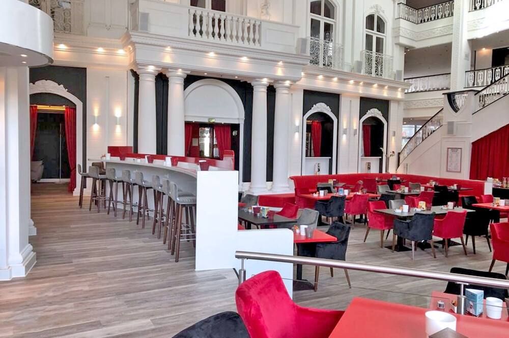 מסעדה תמונה