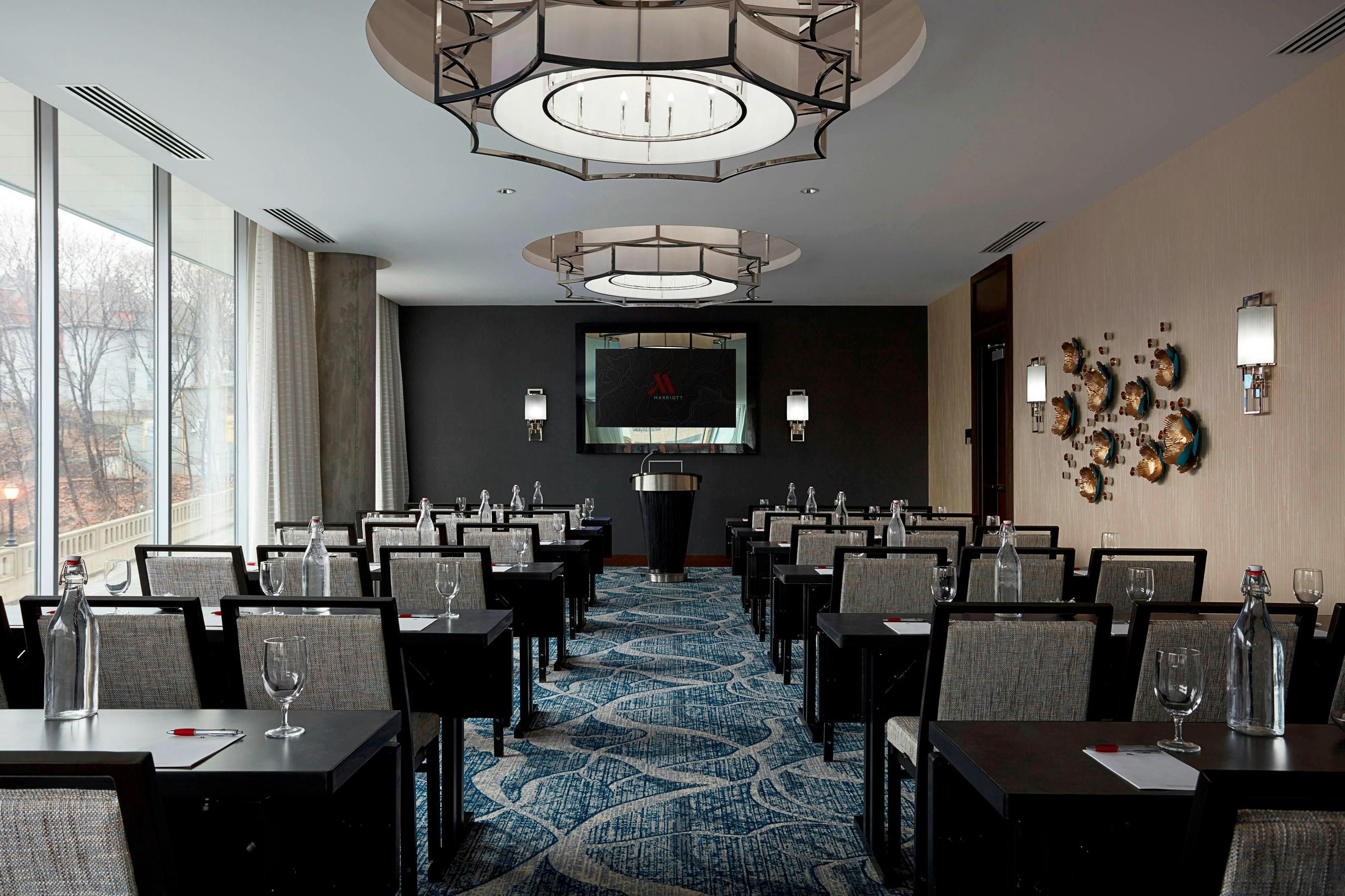 מסעדה תמונה