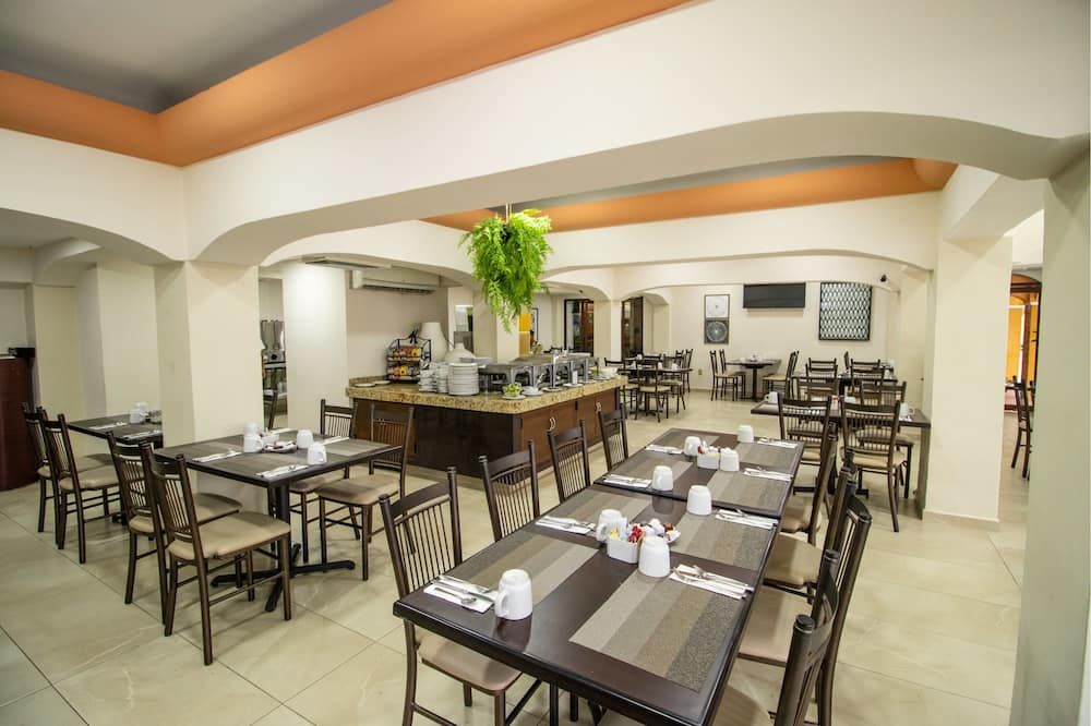 מסעדה תמונה