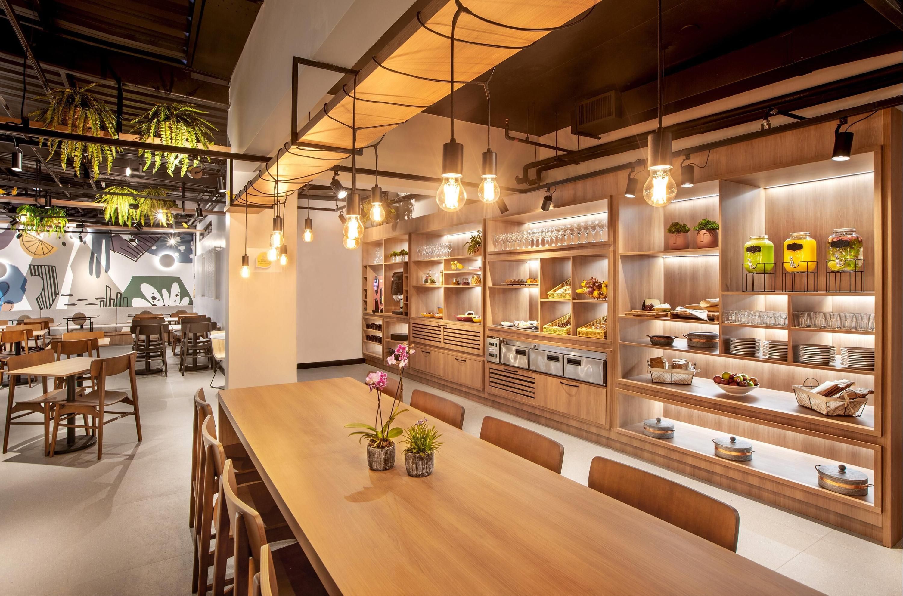 מסעדה תמונה