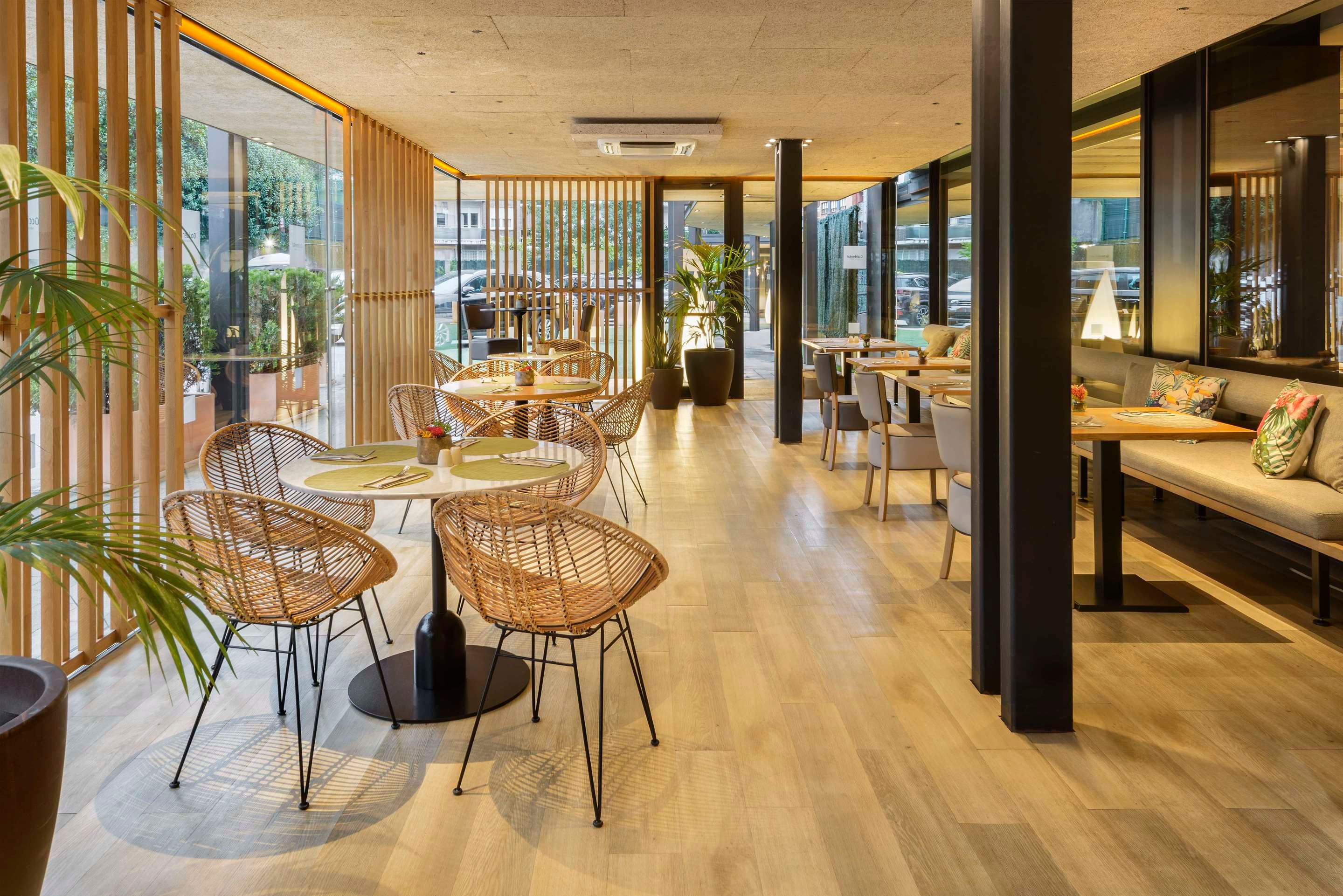 מסעדה תמונה