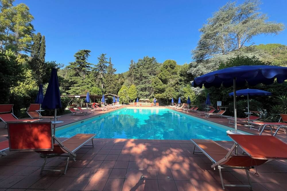 בריכה תמונה