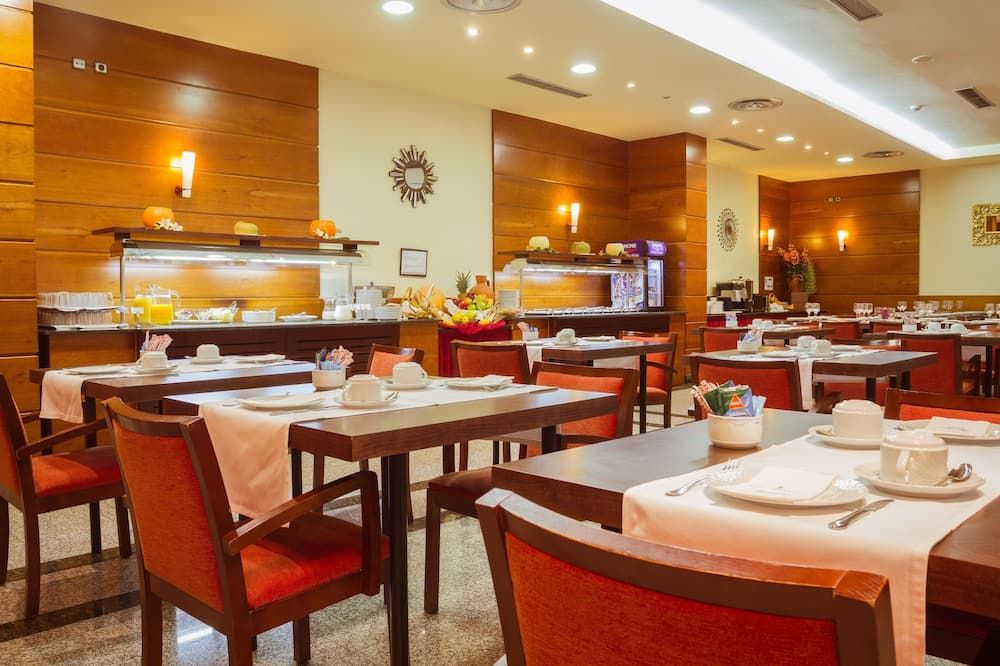 מסעדה תמונה