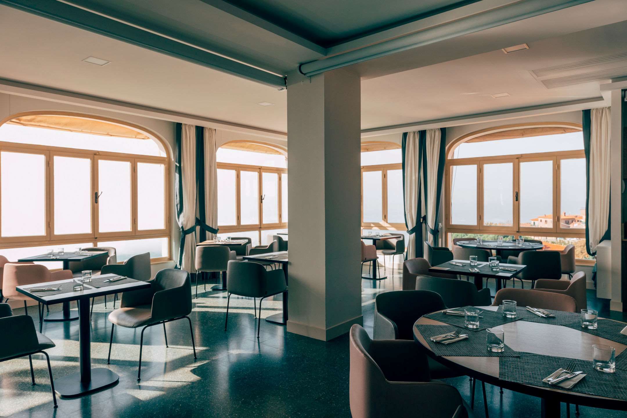 מסעדה תמונה