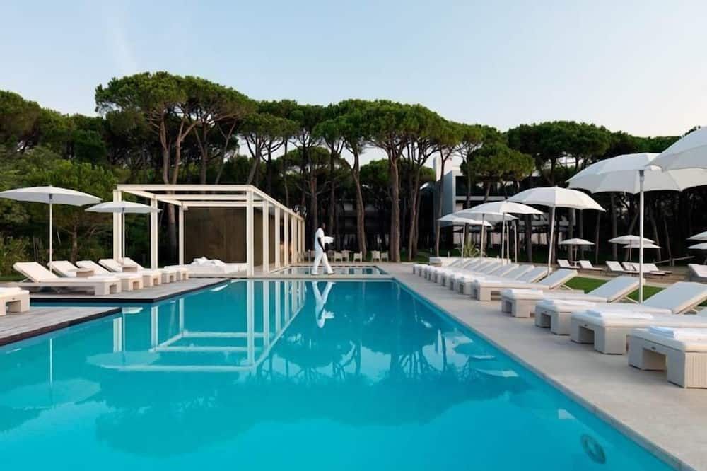 בריכה תמונה