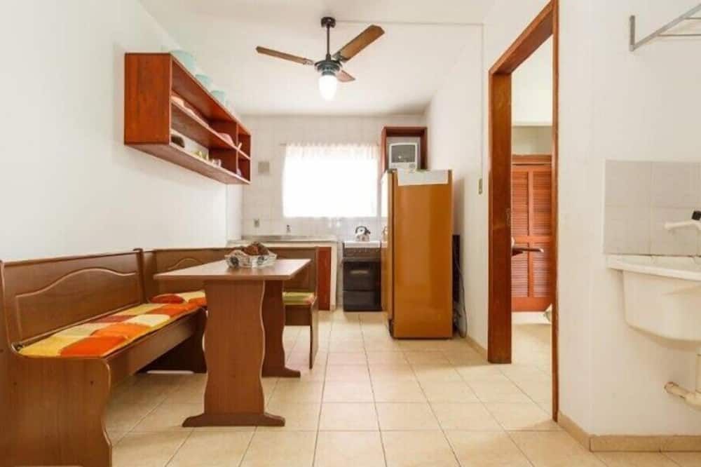 חדר אוכל תמונה