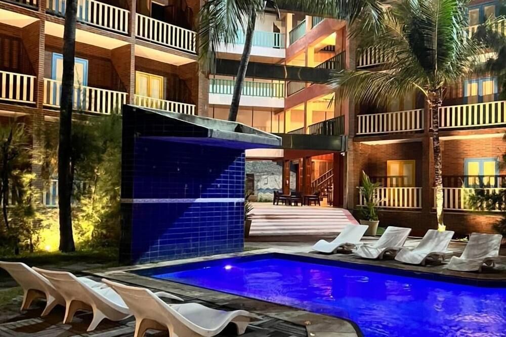 בריכה תמונה