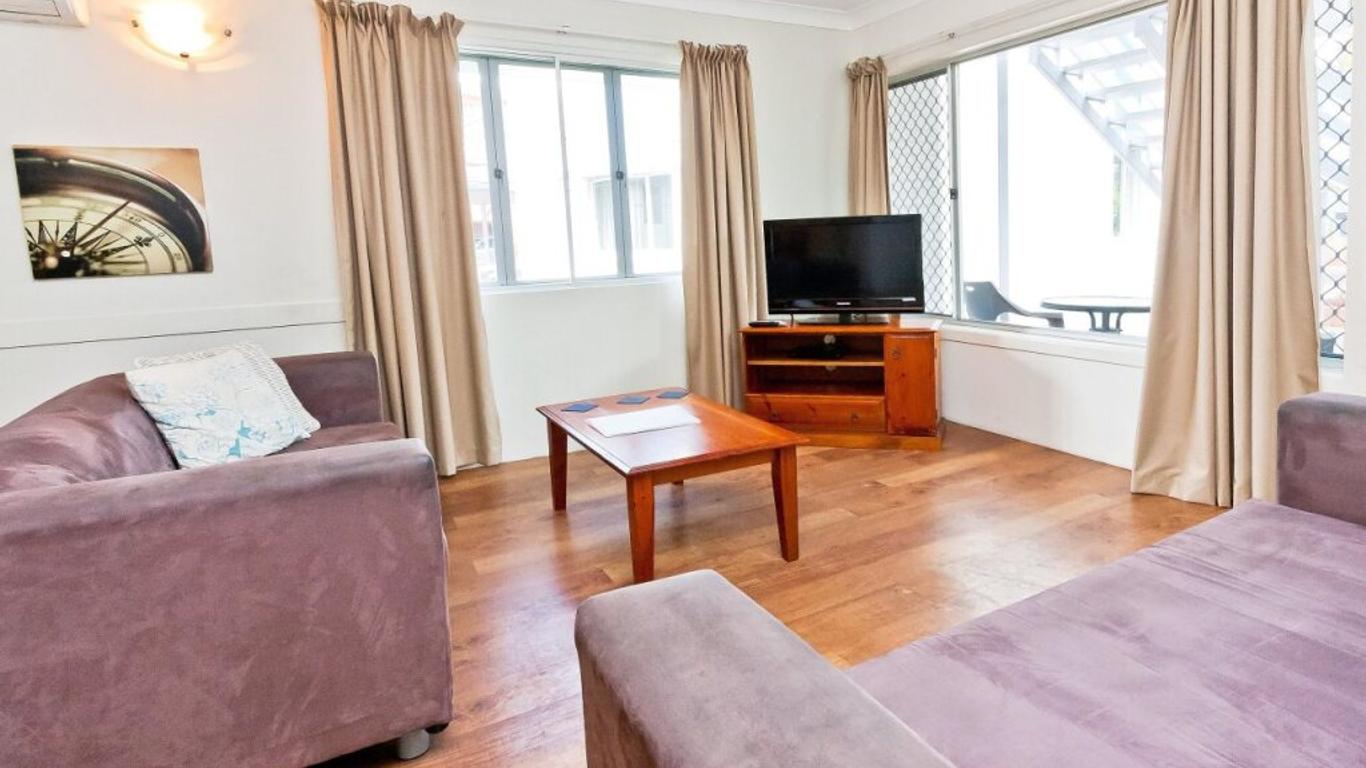 Silver Sands Apartments