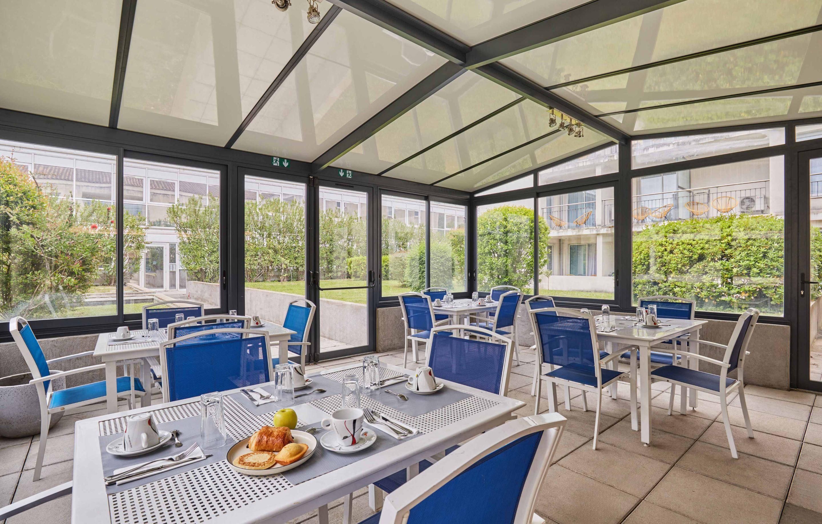 מסעדה תמונה