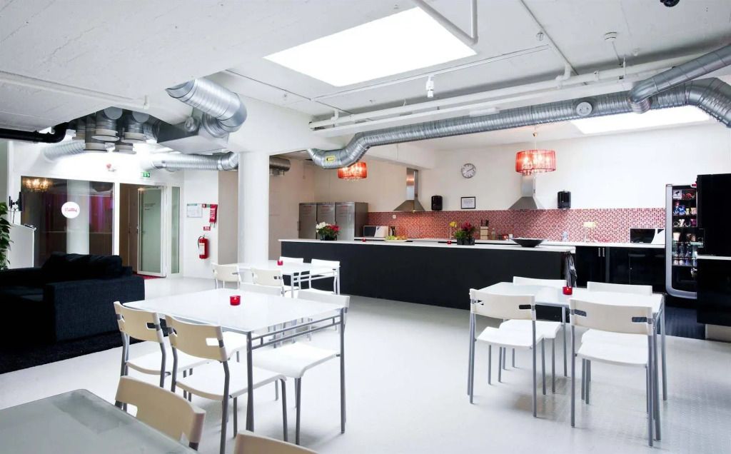 מסעדה תמונה