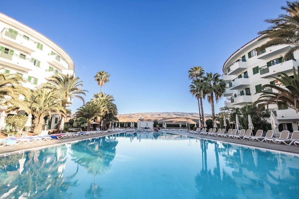 בריכה תמונה