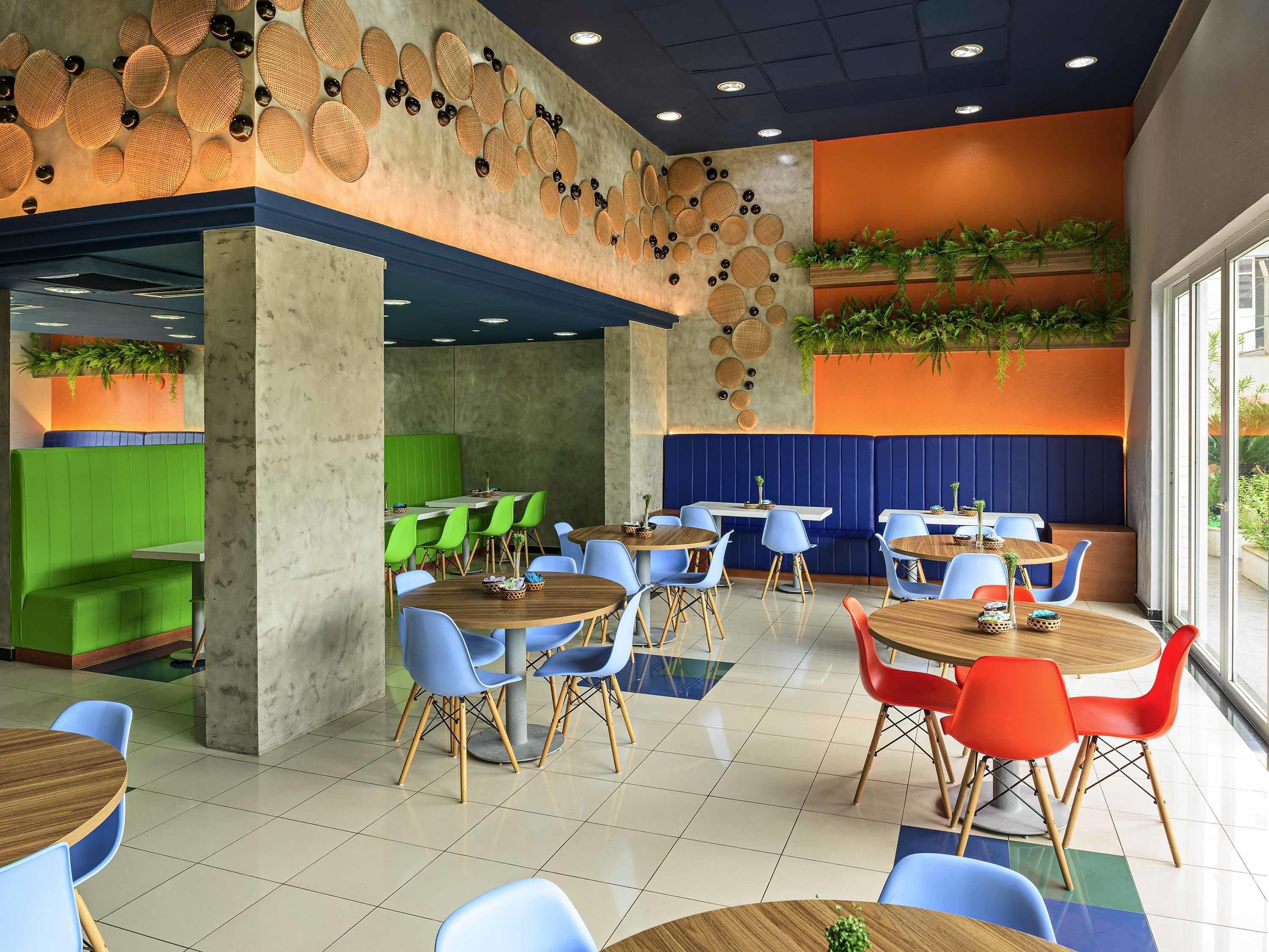 מסעדה תמונה