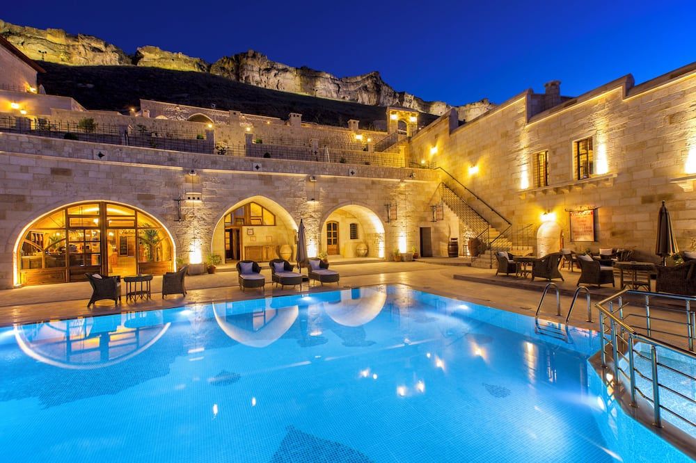 בריכה תמונה