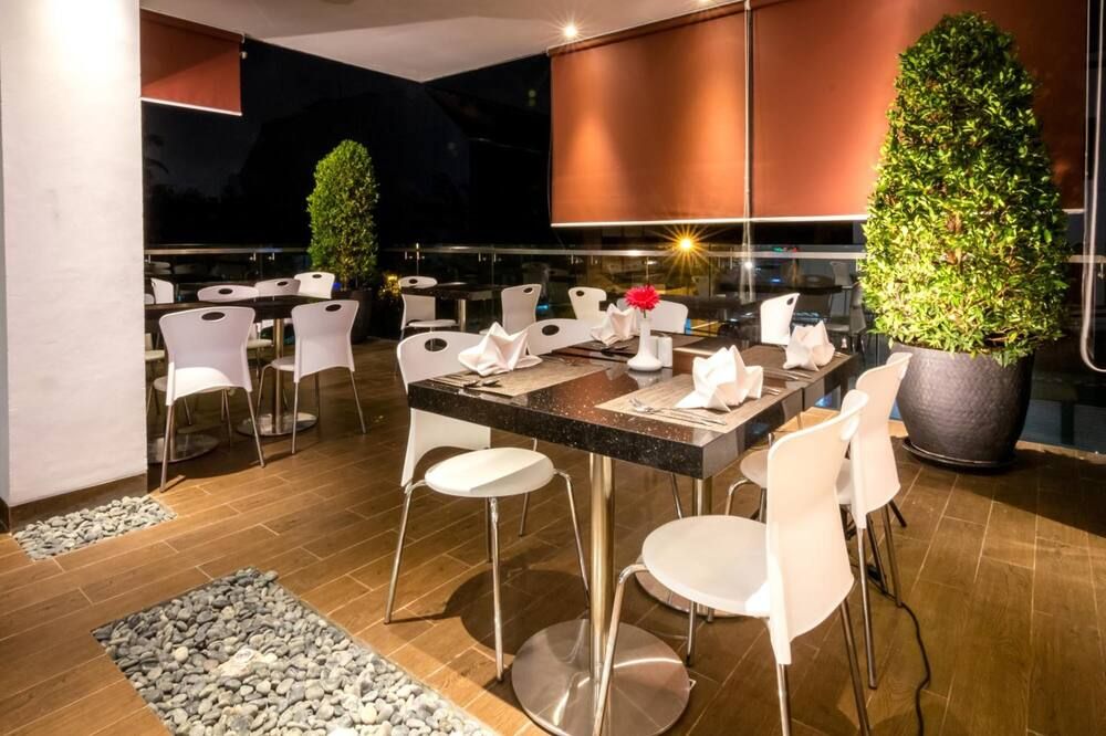 מסעדה תמונה