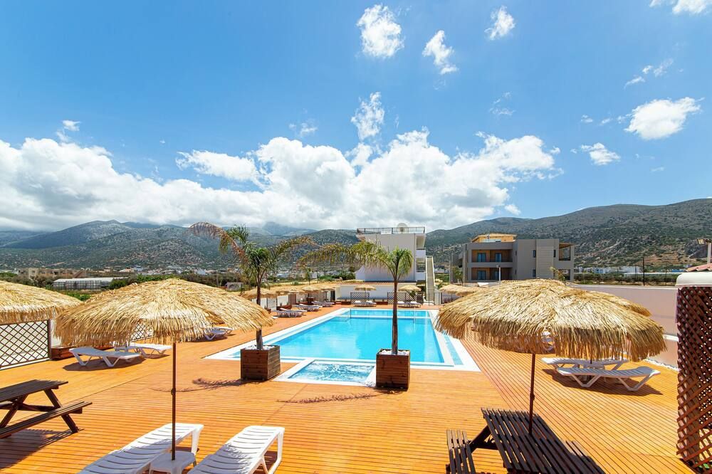 בריכה תמונה