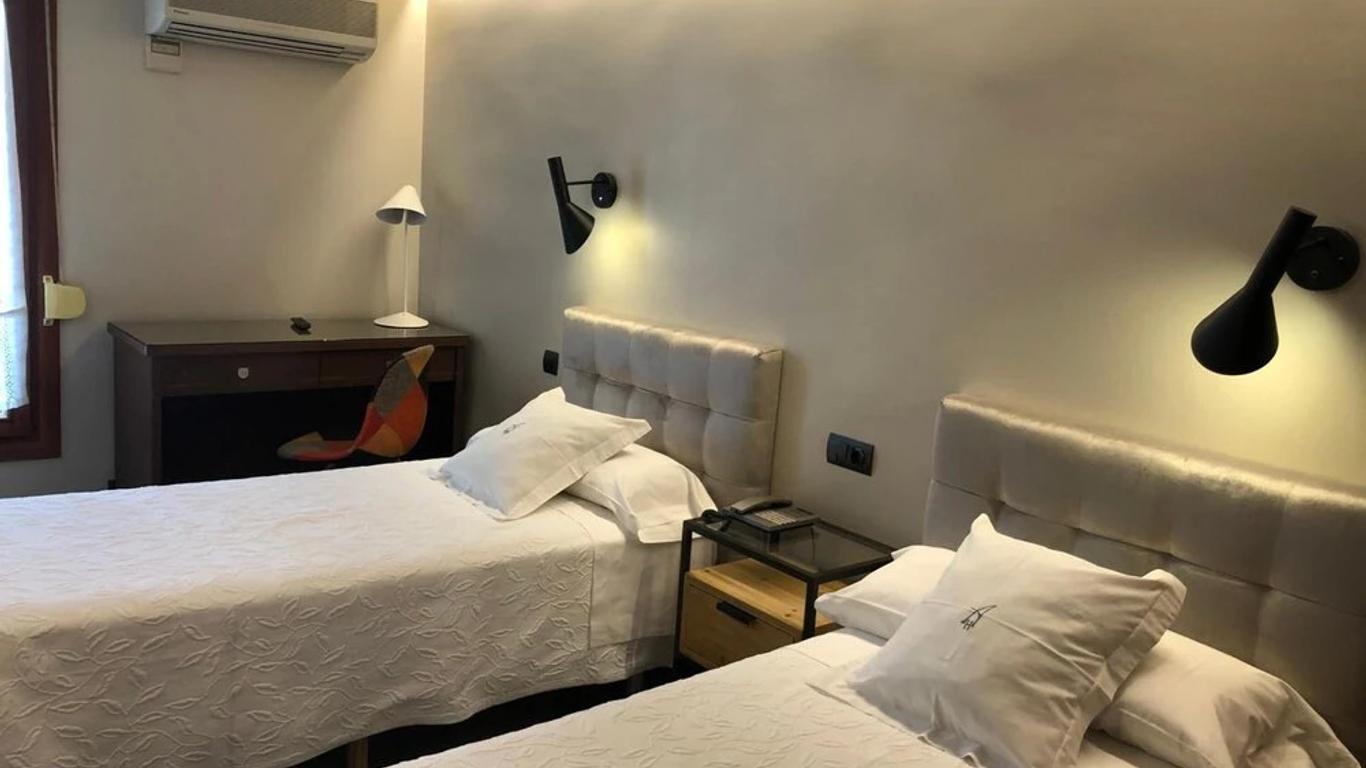 Hostal Astoria