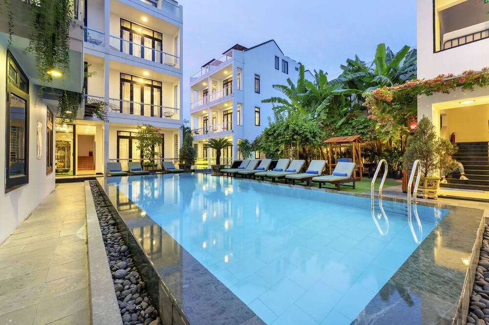 בריכה תמונה