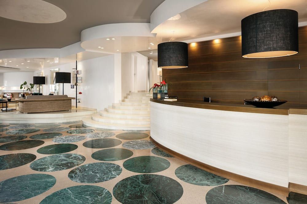 דלפק קבלה תמונה