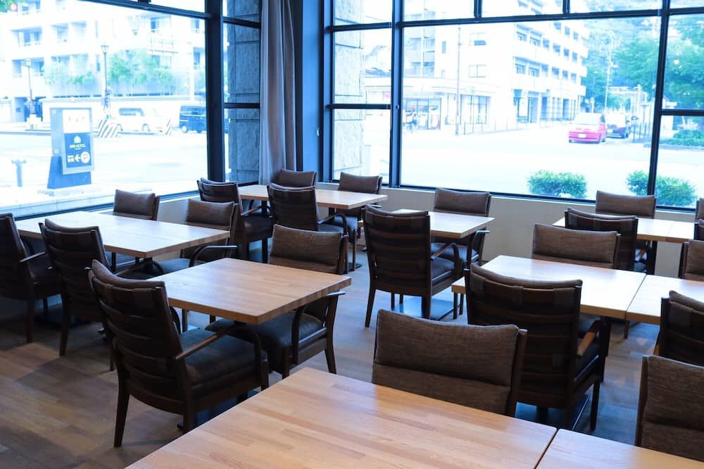 מסעדה תמונה