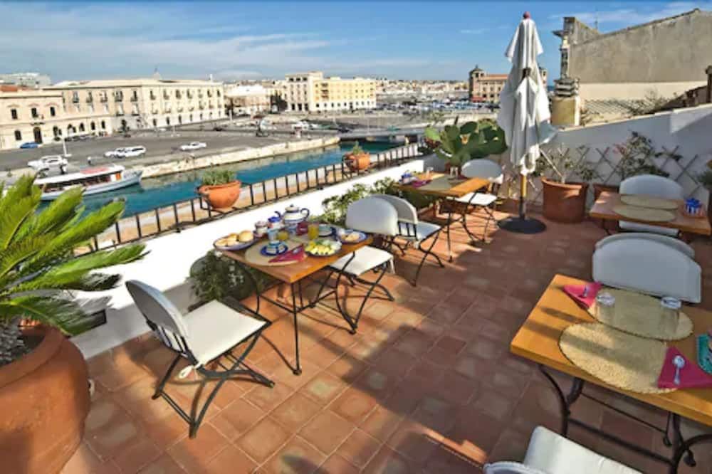 מרפסת תמונה