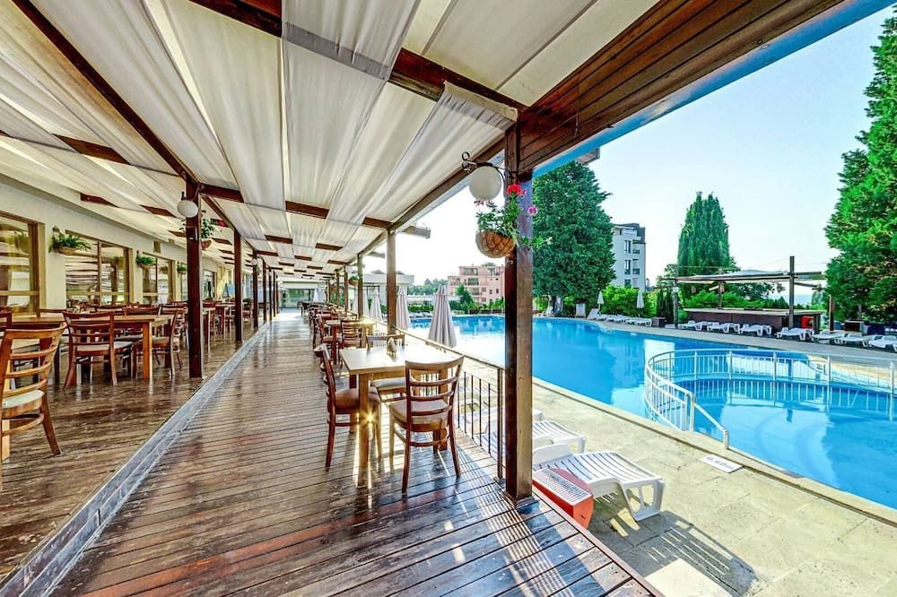 בריכה תמונה