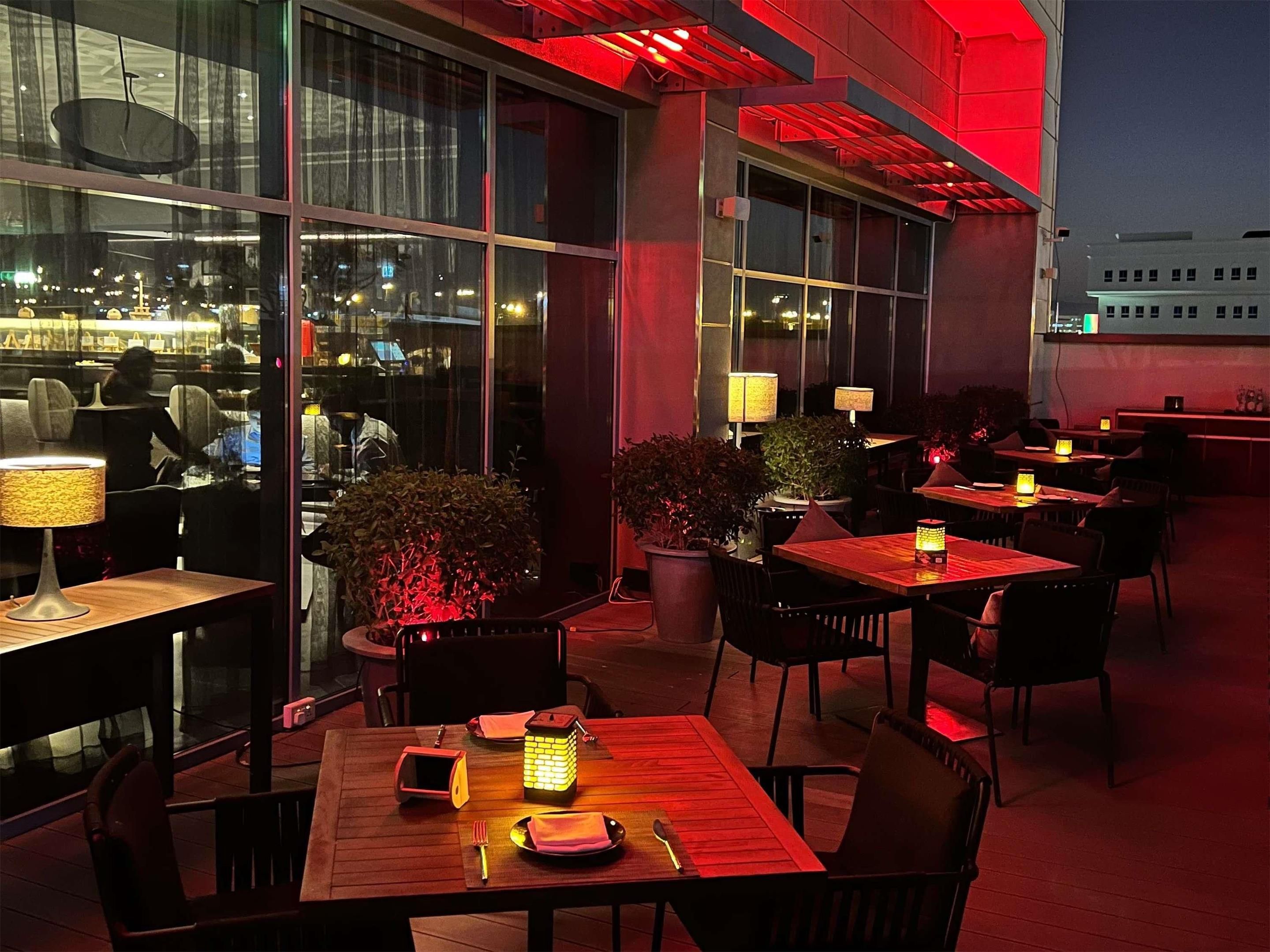 מסעדה תמונה