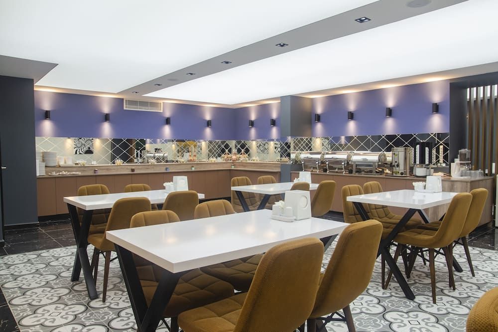 מסעדה תמונה