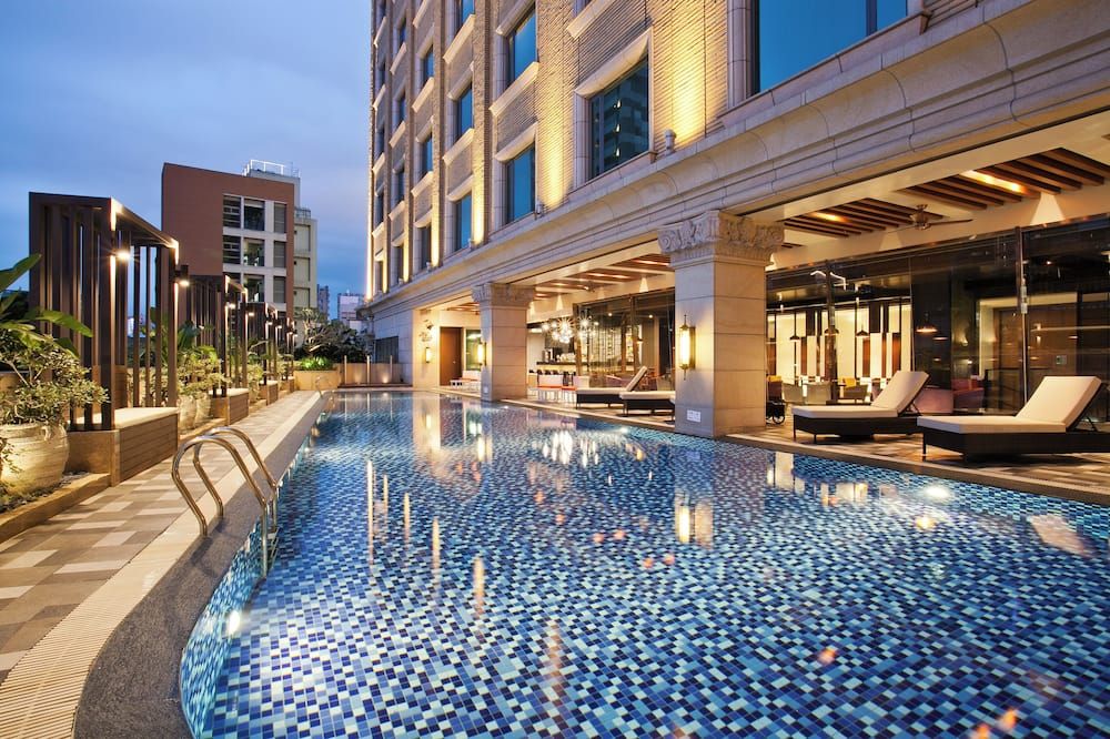 בריכה תמונה