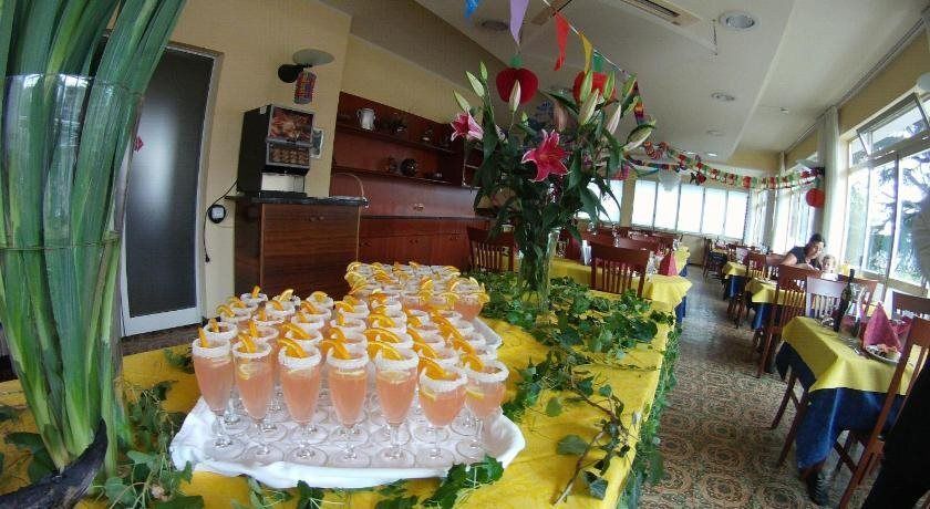 מסעדה תמונה