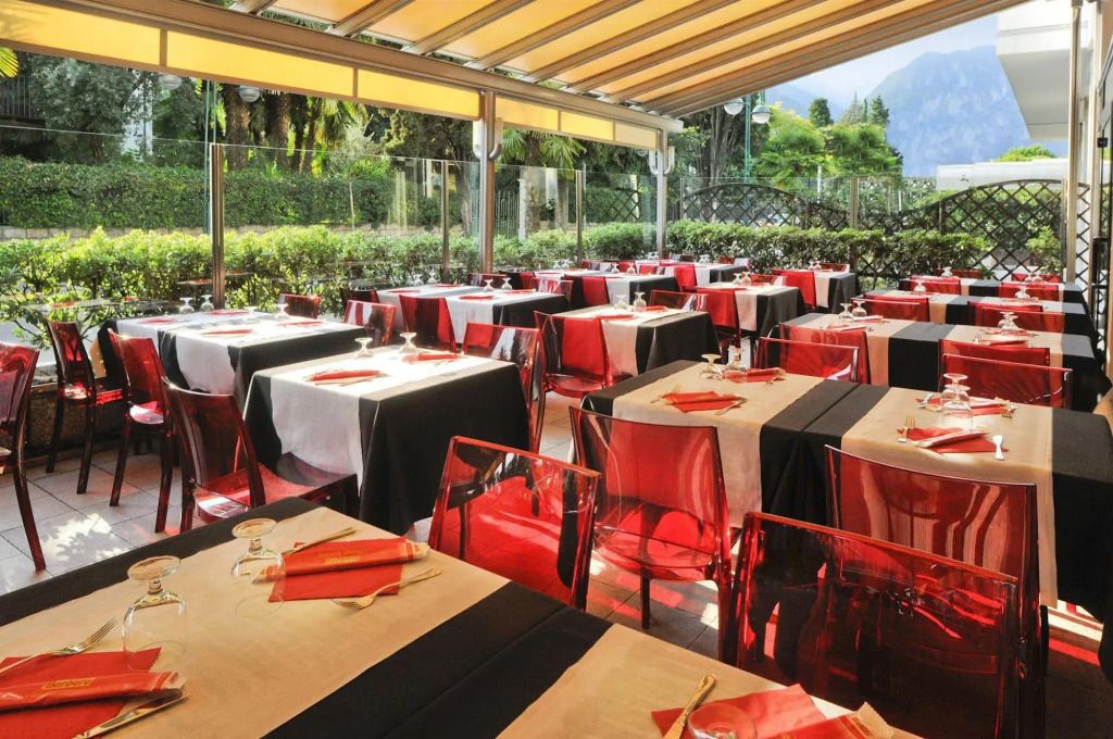 מסעדה תמונה