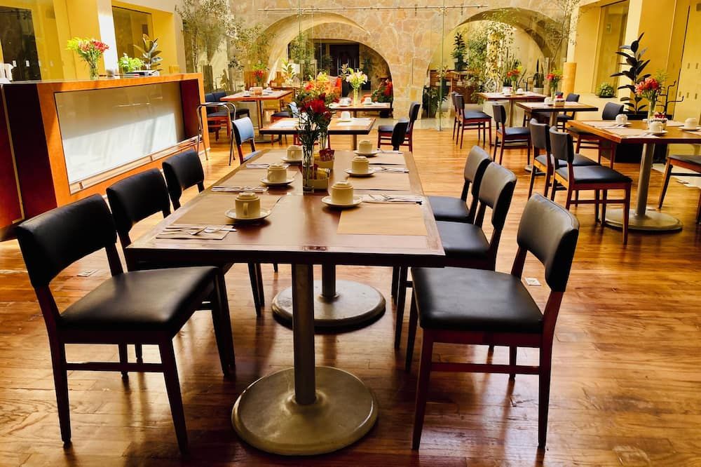 מסעדה תמונה