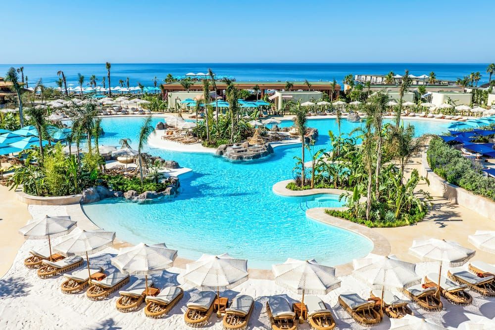 בריכה תמונה