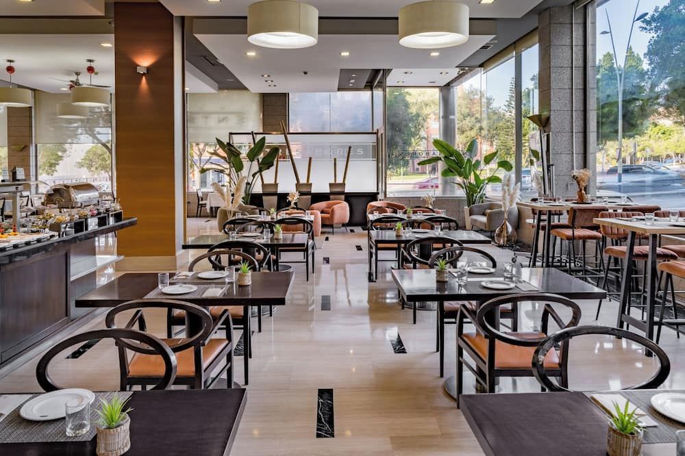 מסעדה תמונה