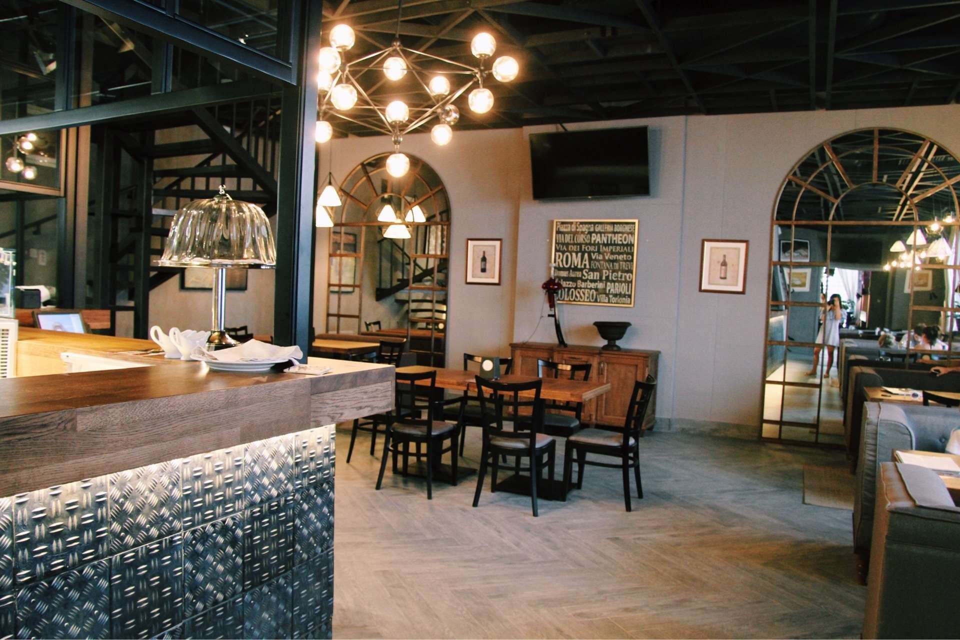 מסעדה תמונה