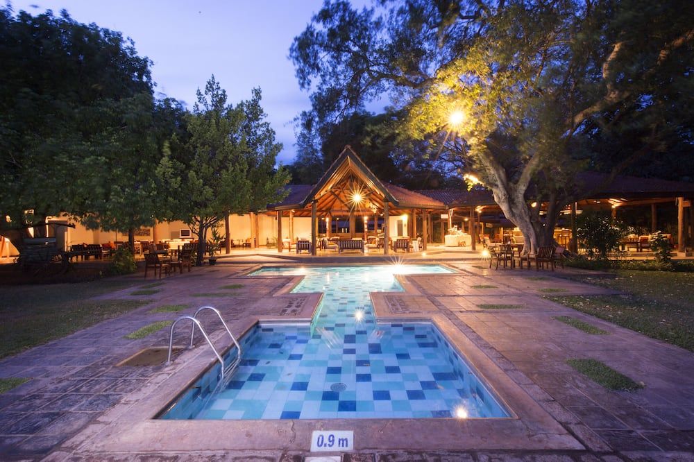 בריכה תמונה