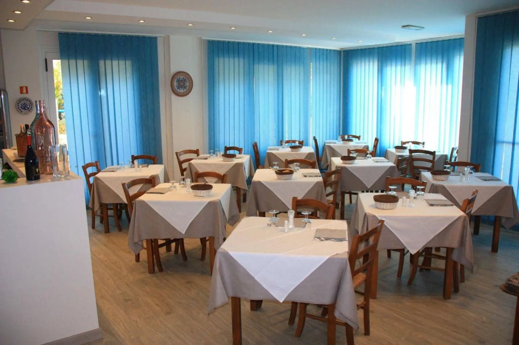 מסעדה תמונה