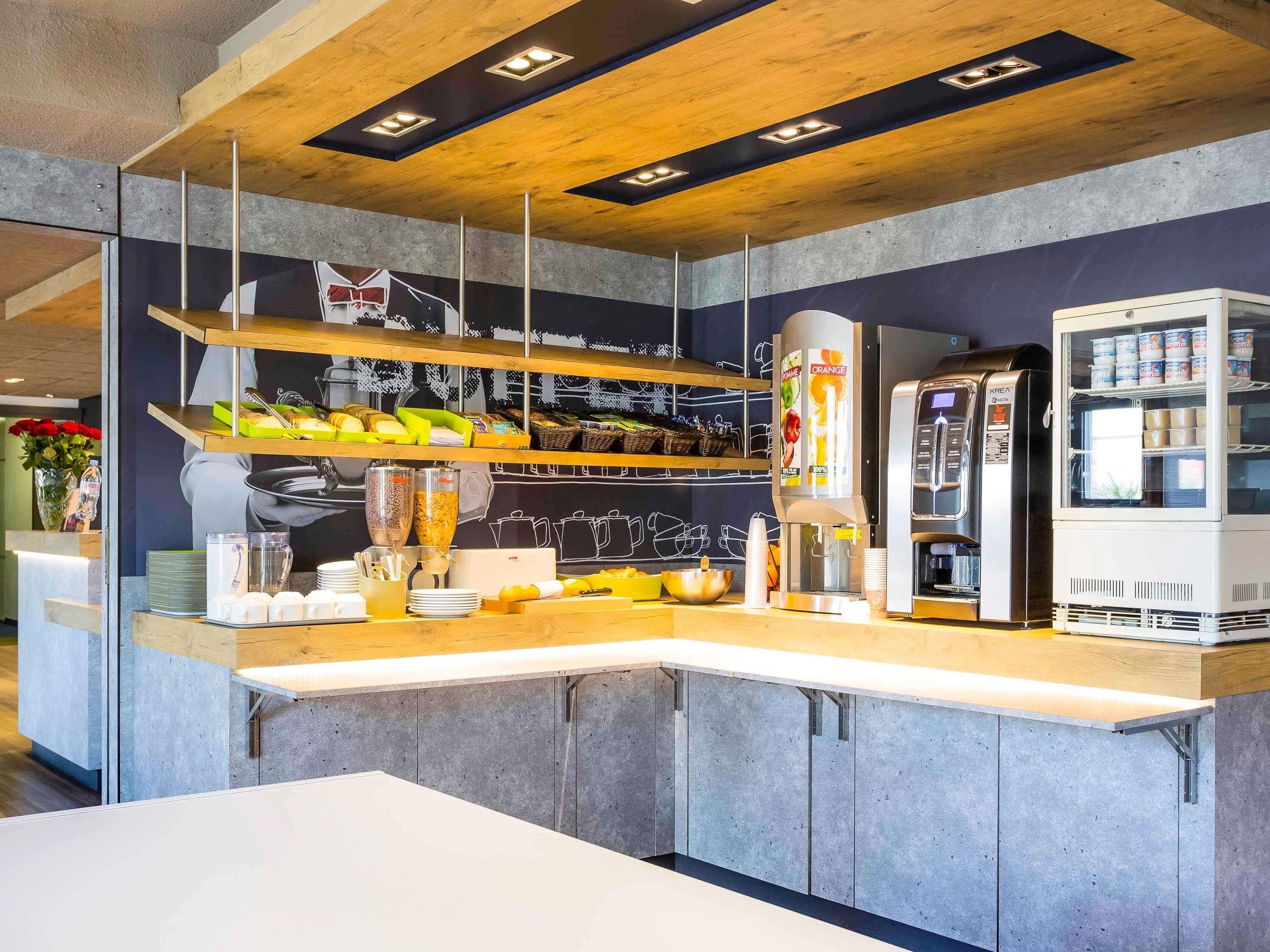 חדר אוכל תמונה