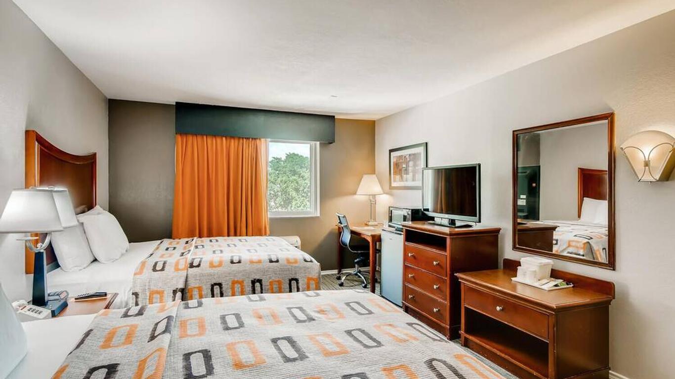 Orangewood Inn & Suites Midtown