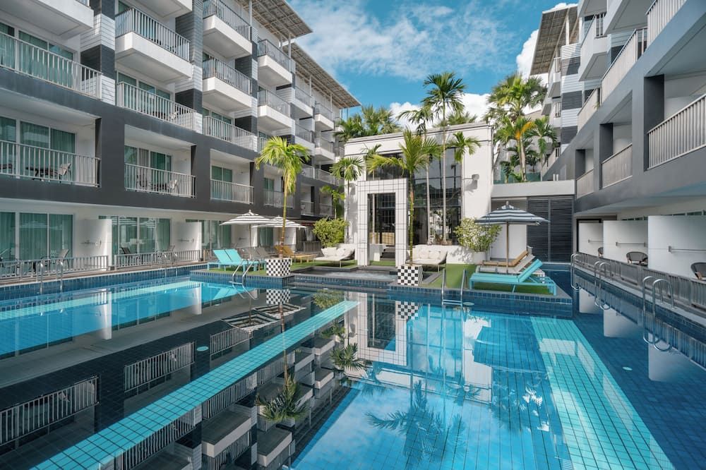 בריכה תמונה