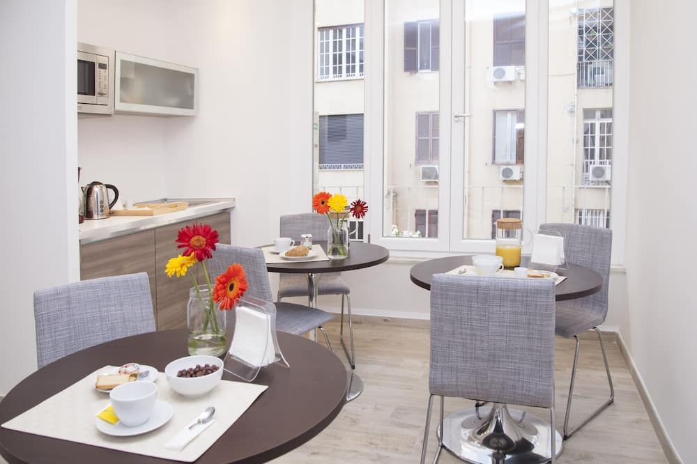 חדר אוכל תמונה