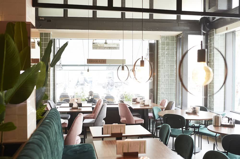 מסעדה תמונה