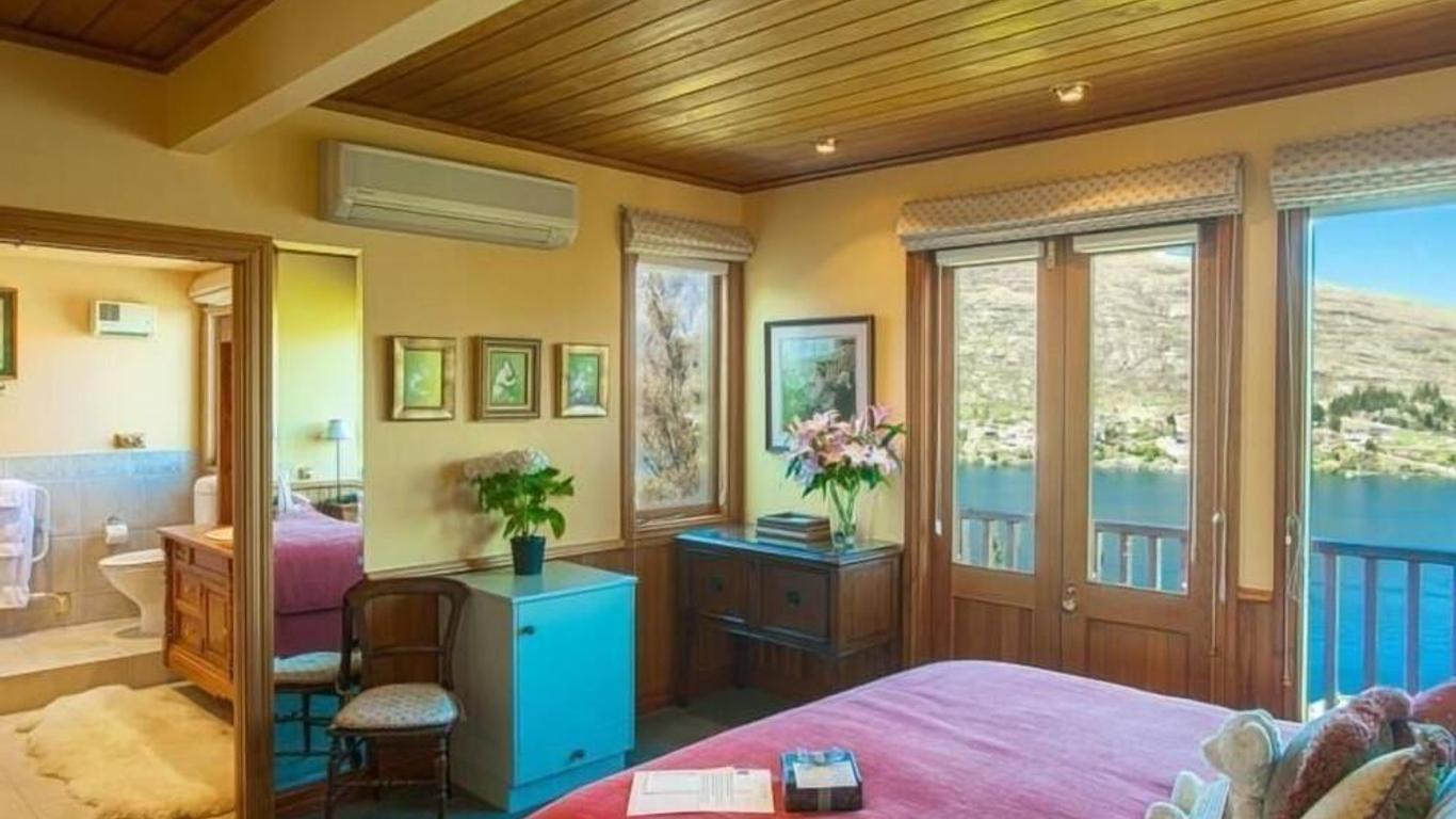 Pencarrow Luxury Lodge