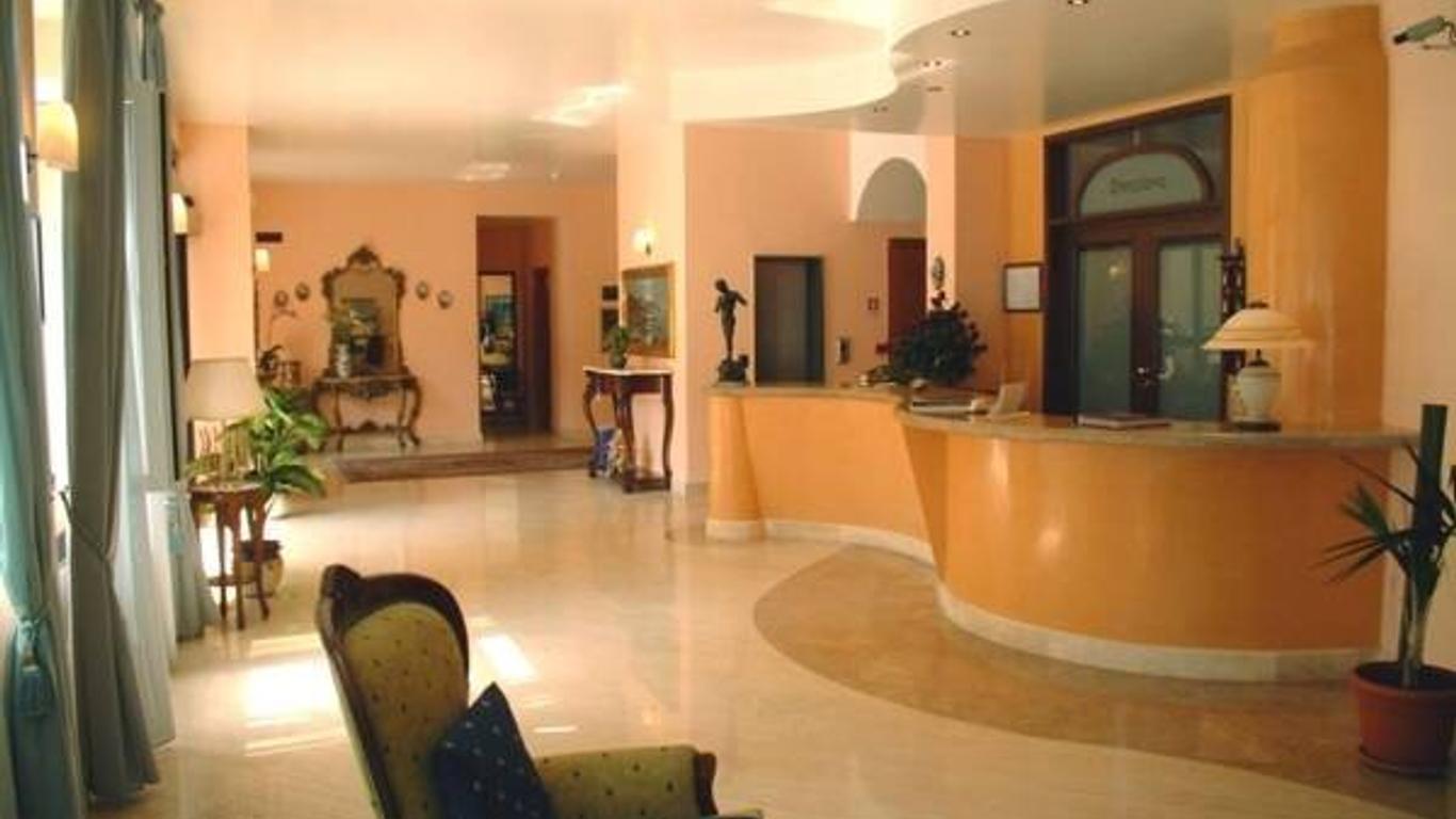 New Hotel Sonia
