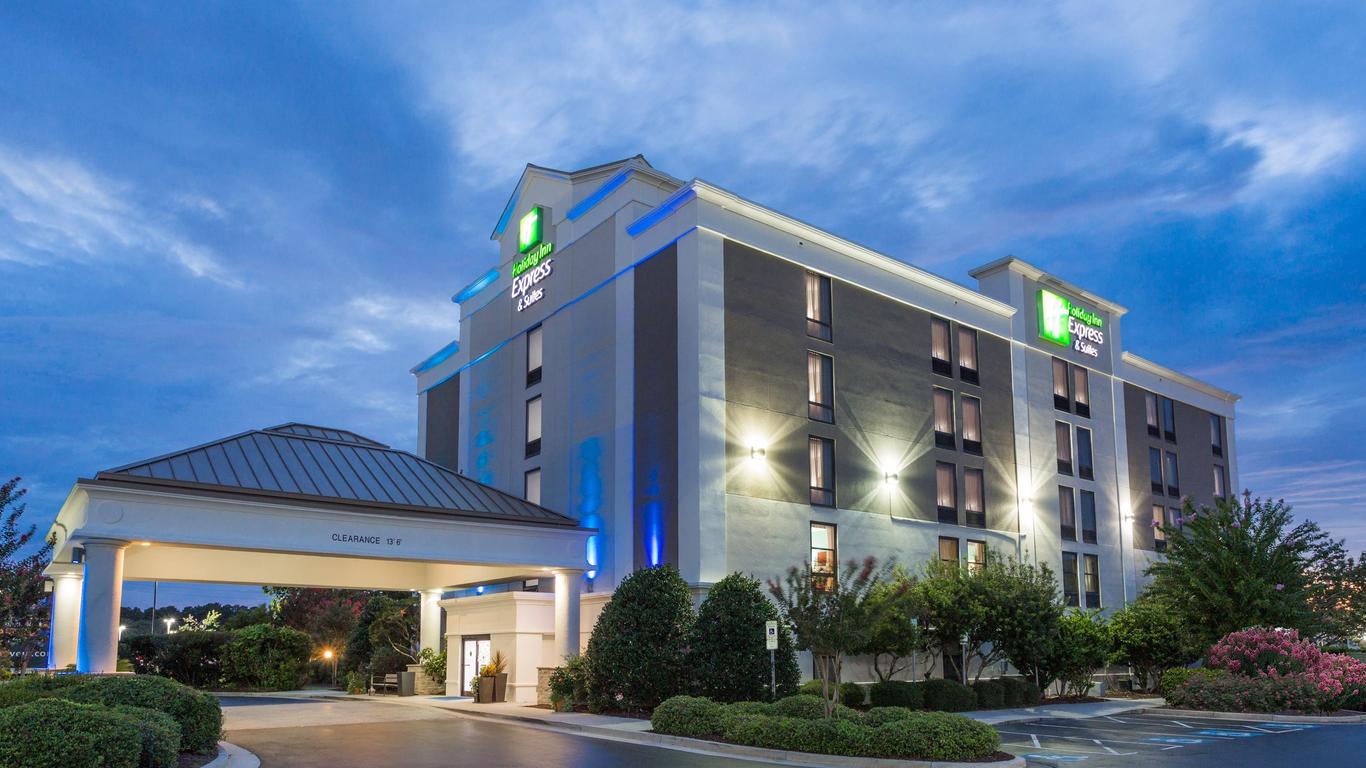 Holiday Inn Express & Suites Wilmington-University Ctr